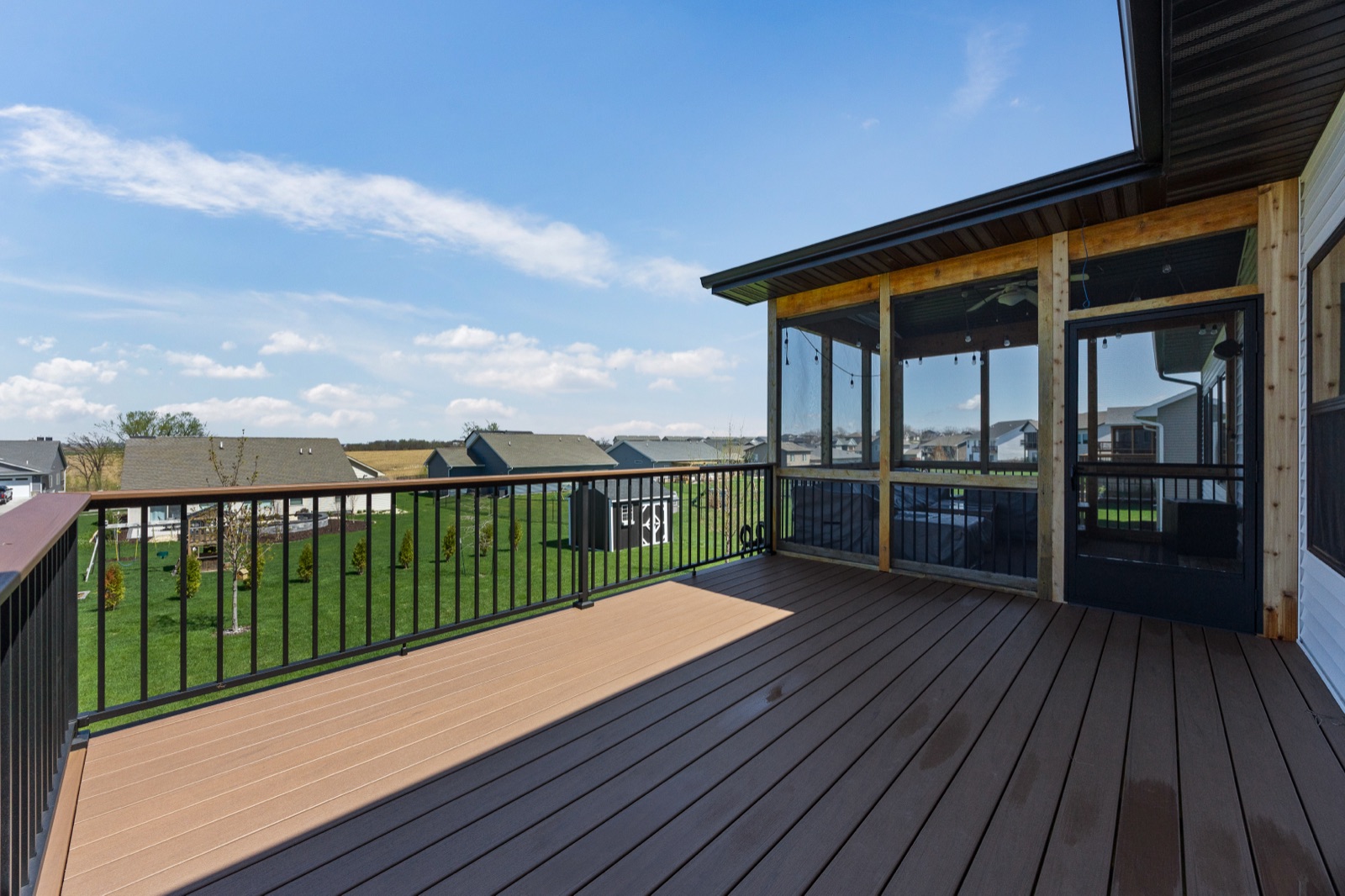 Deck detail in Marion